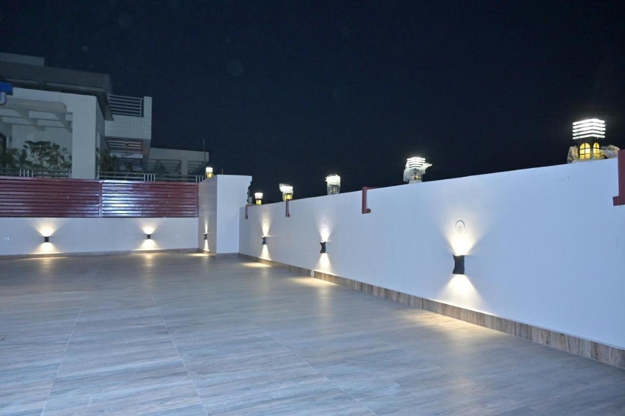 Hotel Sharda Residency Patna  Ngoại thất bức ảnh