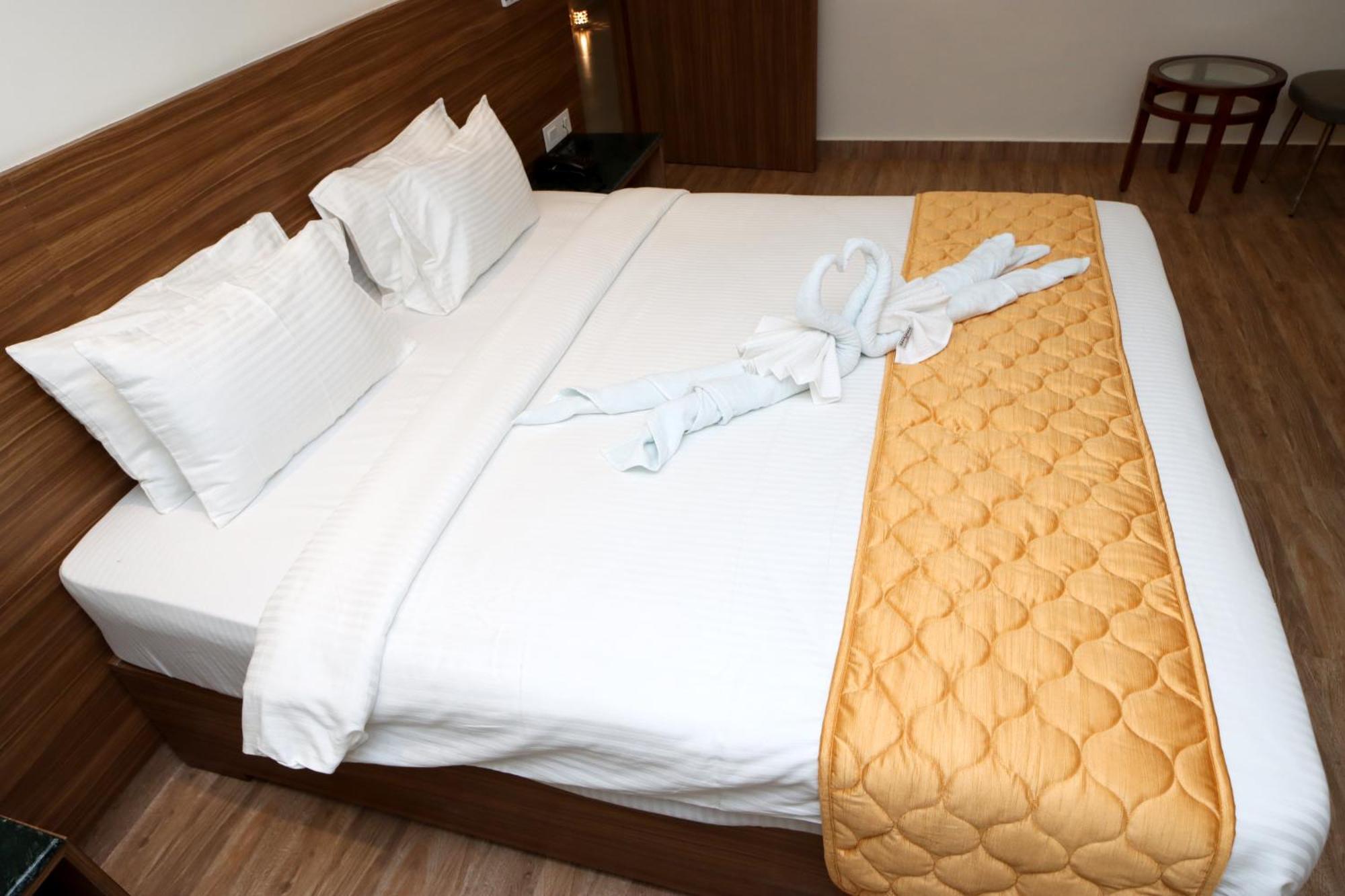 Hotel Sharda Residency Patna  Ngoại thất bức ảnh