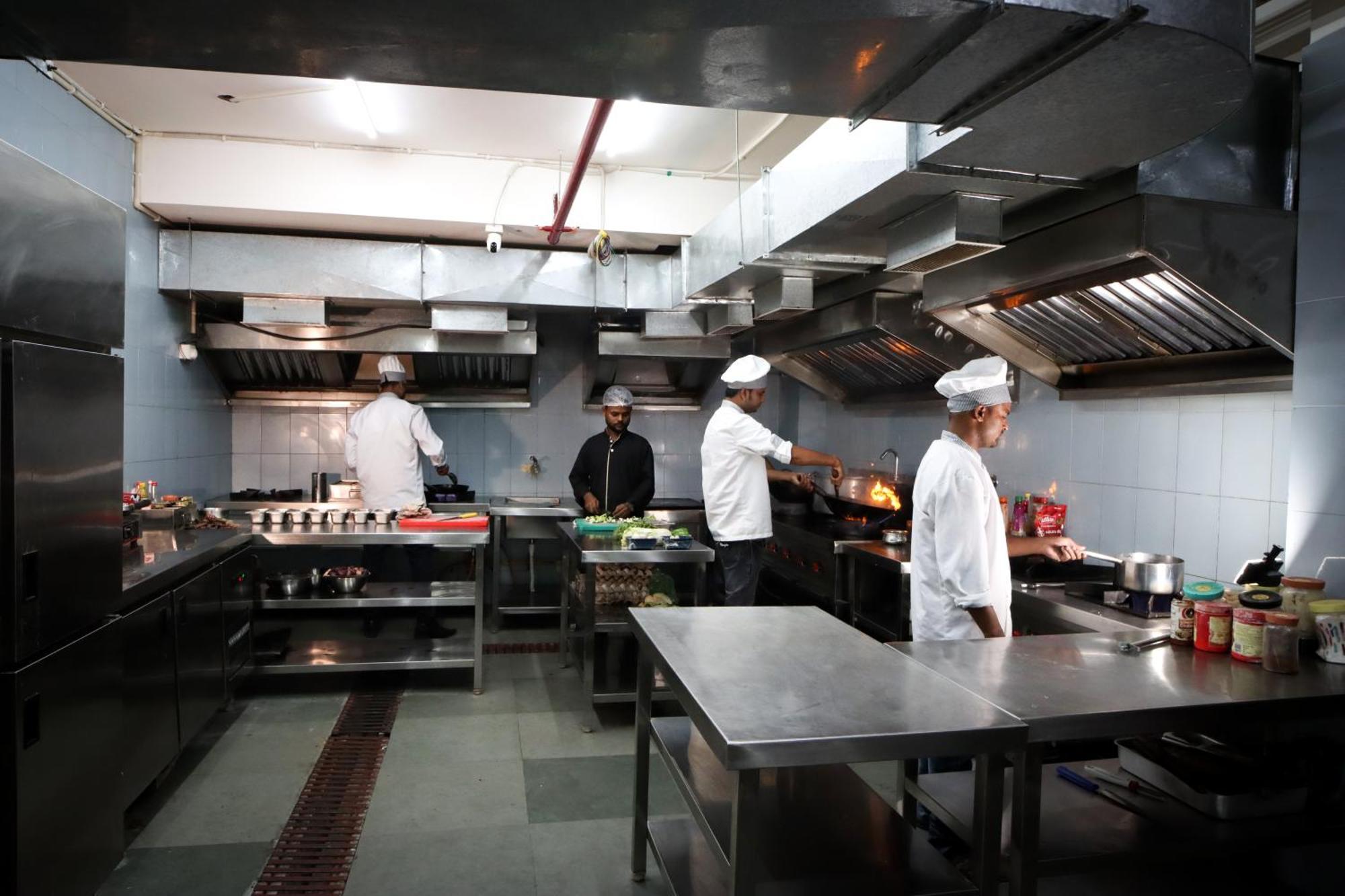 Hotel Sharda Residency Patna  Ngoại thất bức ảnh