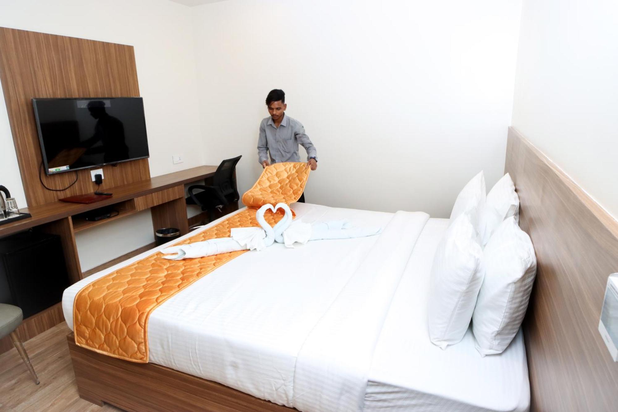 Hotel Sharda Residency Patna  Ngoại thất bức ảnh